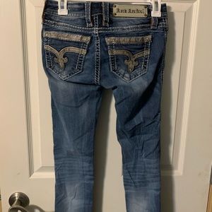 Rock Revival, straight leg